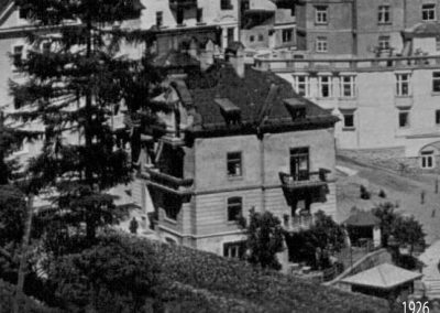 1926